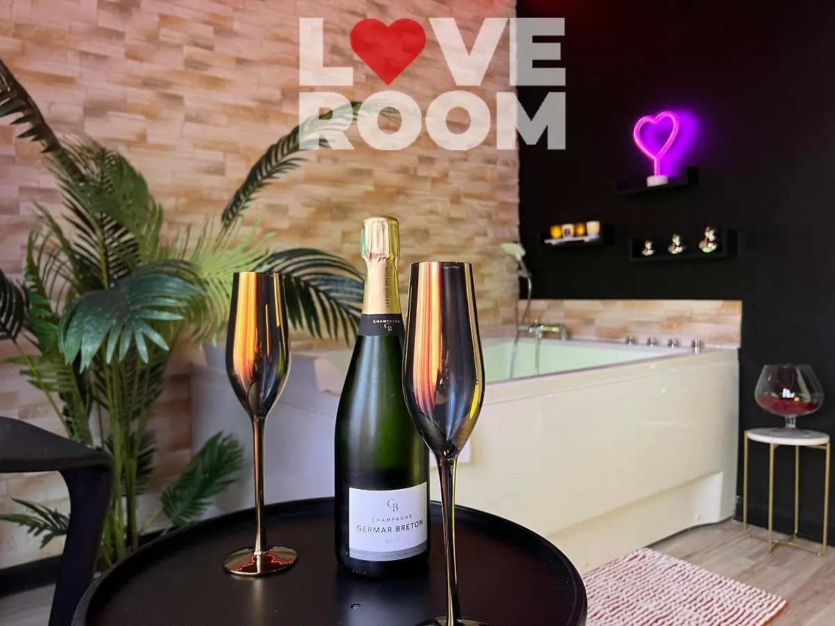 Love Room Ou Pas ! Chamalieres 0*,  France